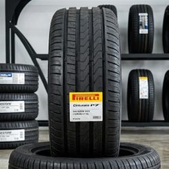 Lốp Xe Pirelli 245/45R18 96Y Cinturato P7 (Runflat)