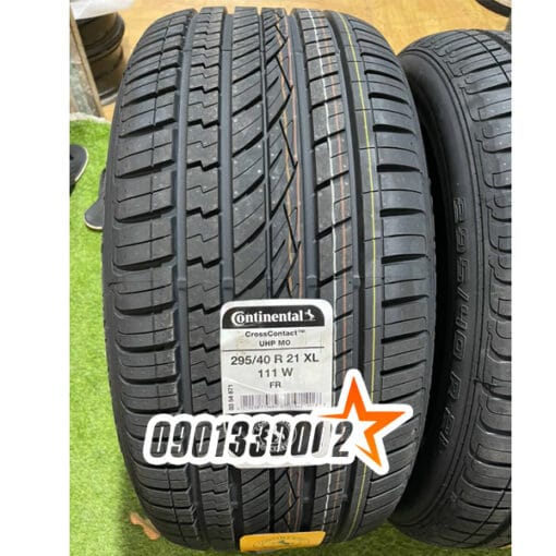 Lop Xe Continental 295 40R21 111W CrossContact UHP MO