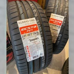 Lốp (Vỏ) Xe Kumho 235/40ZR18 95Y Ecsta PS71