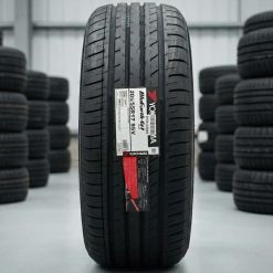 Lốp (Vỏ) Xe Yokohama 205/55R17 95V AE51